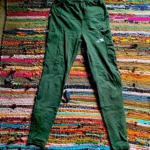 Flashdry XD north face women’s Olive green yoga legging